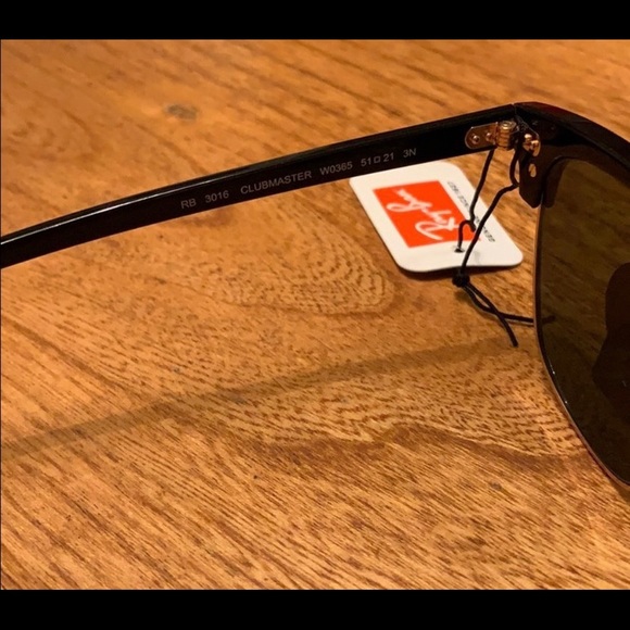 🚨 HOTNSALE🚨RAY-BAN CLUBMASTER CLASSIC SUNGLASSES - Picture 6 of 8
